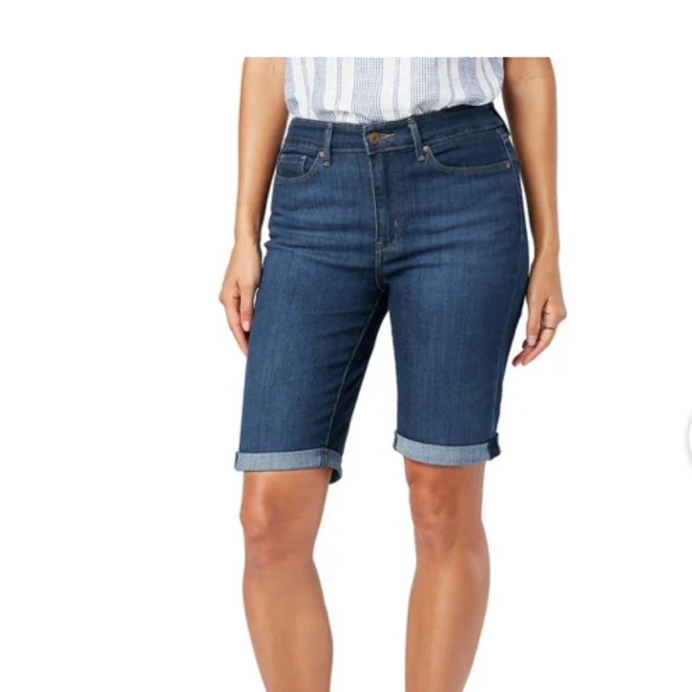 Levi's Classic Year Round Bermuda Shorts long cuffed city short dark blue sz16